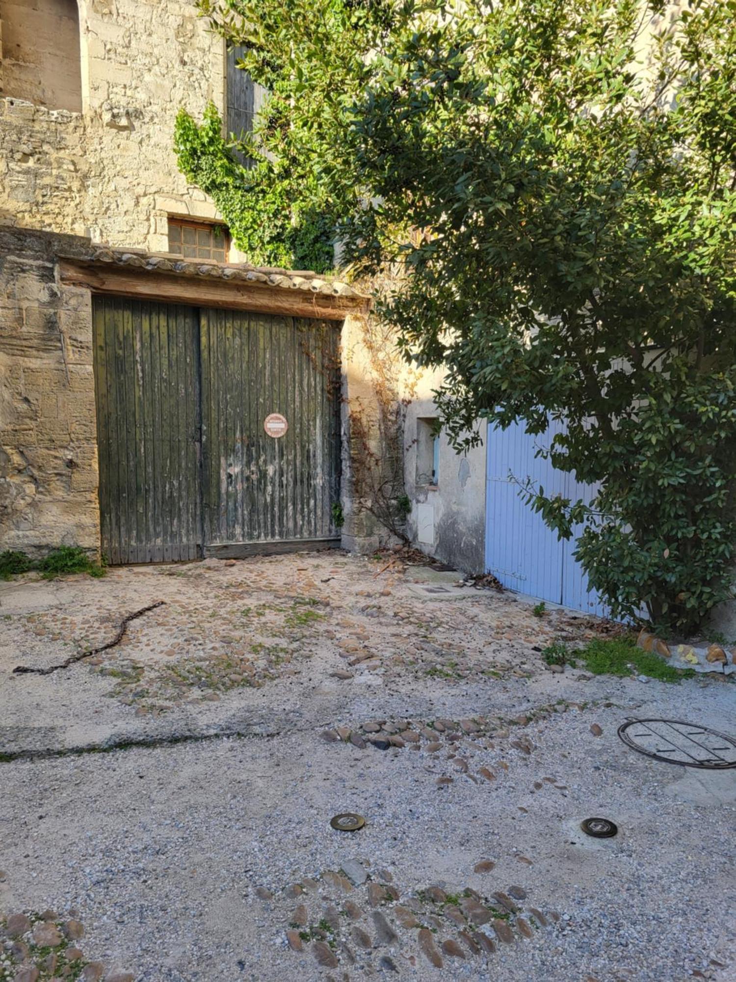 Villeneuve-lès-Avignon Maison Atypique Coeur De Village Historique מראה חיצוני תמונה