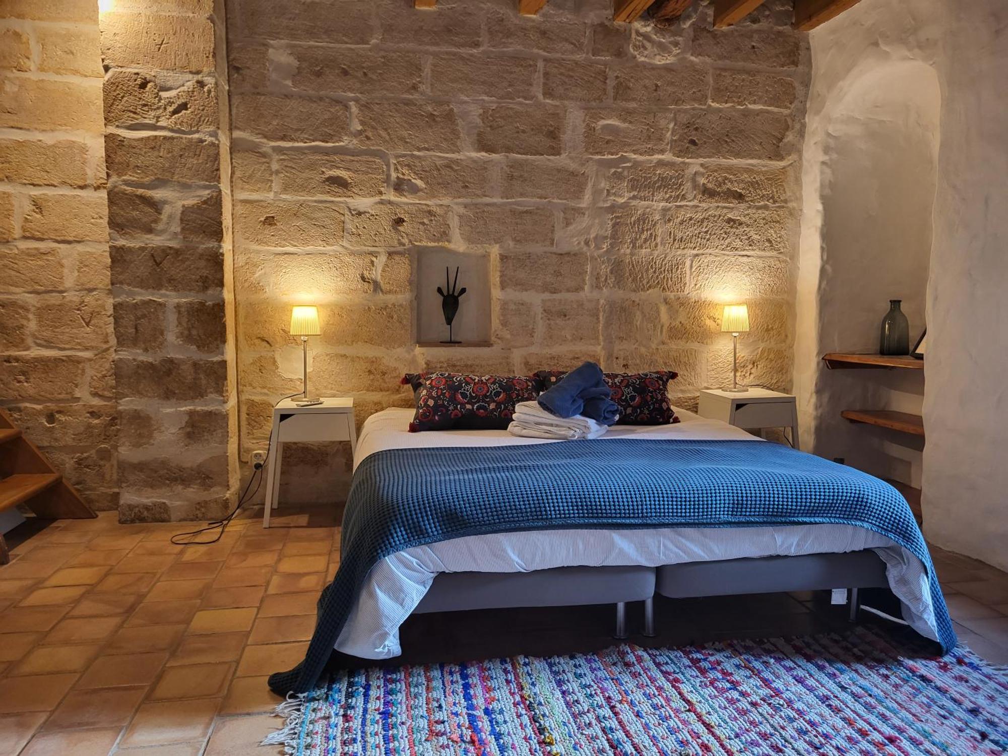 Villeneuve-lès-Avignon Maison Atypique Coeur De Village Historique מראה חיצוני תמונה